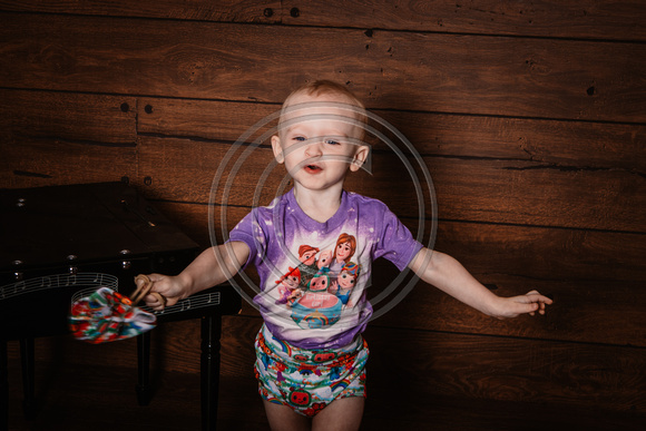 Averie-20