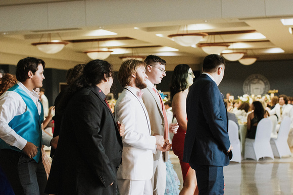 WR-Prom_25-369