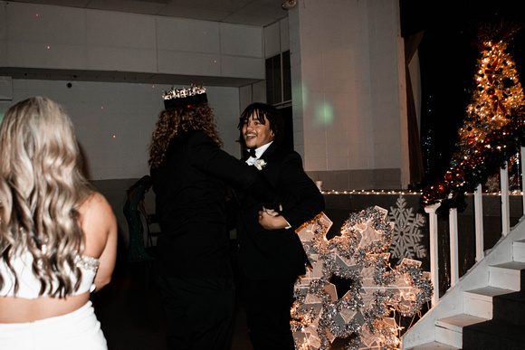 WINTERBALL-563