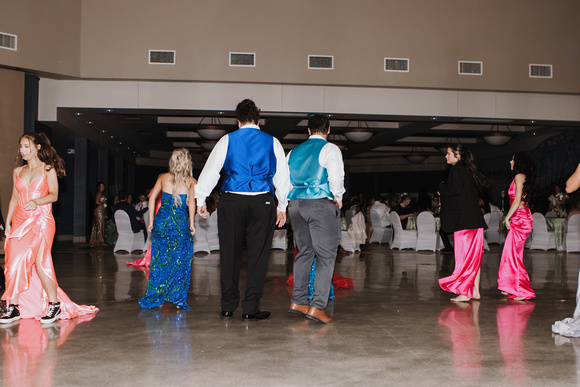 WR-Prom_25-297